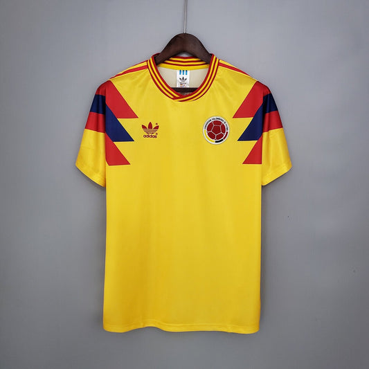 COLOMBIA 1990 HOME