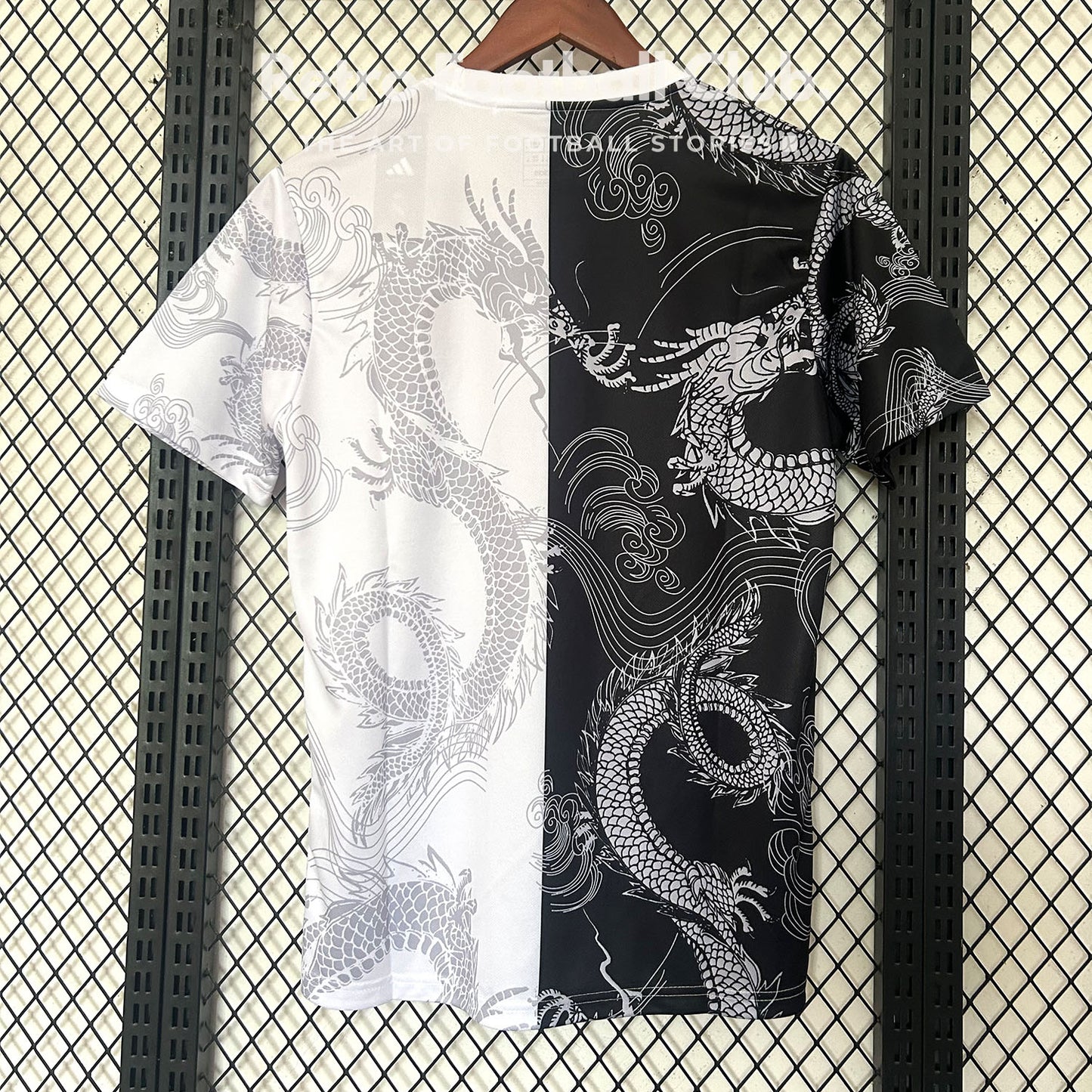 Real Twin Realms – Ying Yang Edition